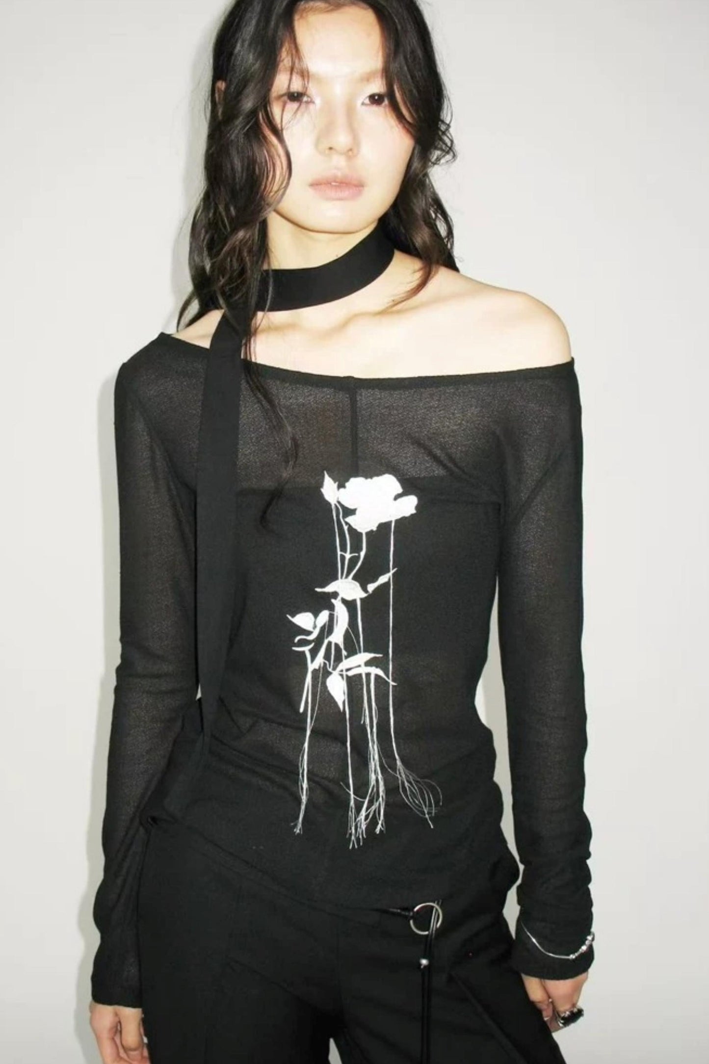 Top in Maglia con Ricamo Rose