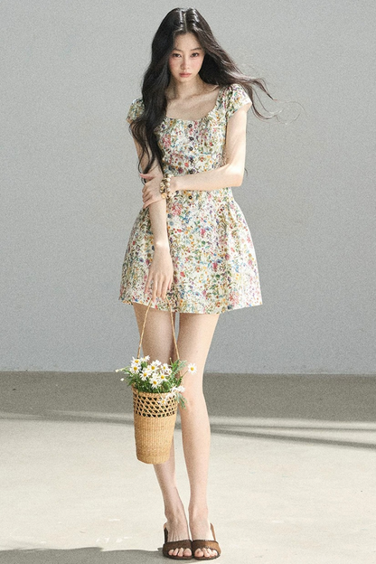 Youthful Floral Puffy Dress