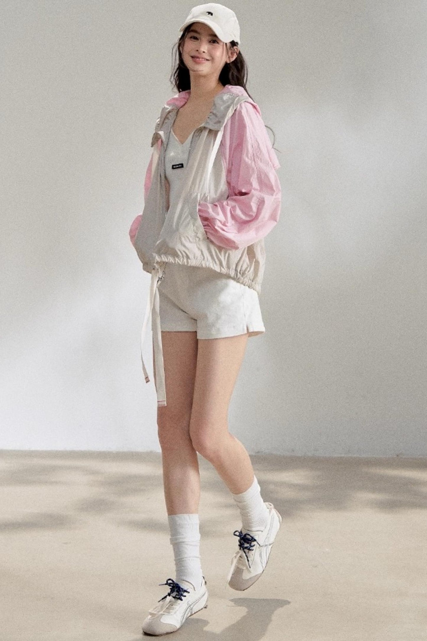 Textured White V-Neck Knitted Suspender Top