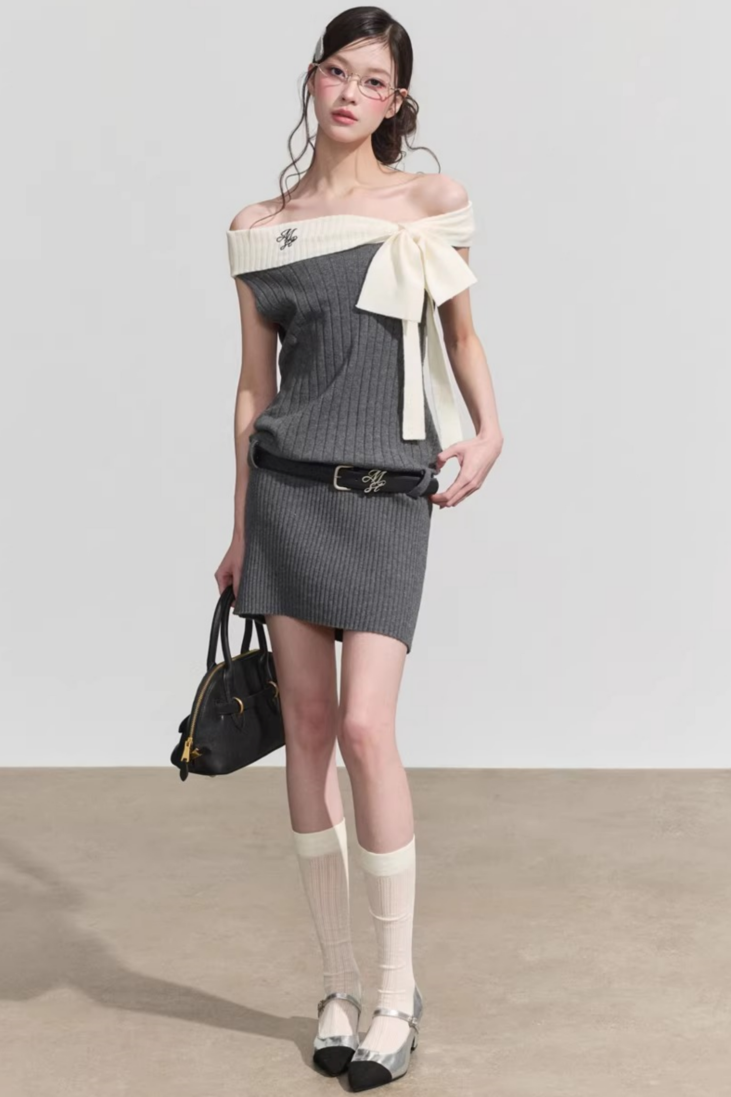 Chic One-Shoulder Bow Tie Mini Dress