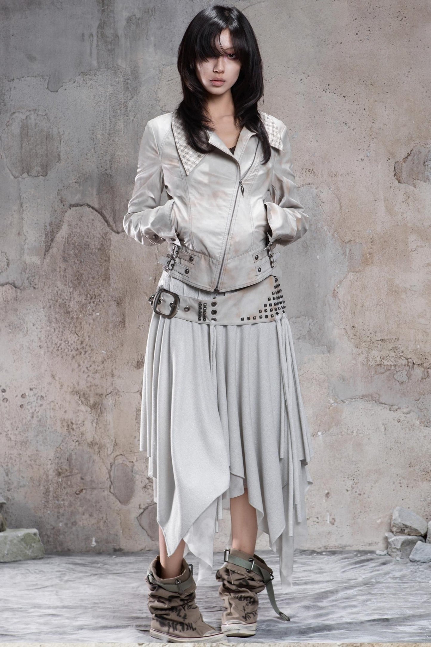 Irregular Multi-Layer Slim Rivet Skirt