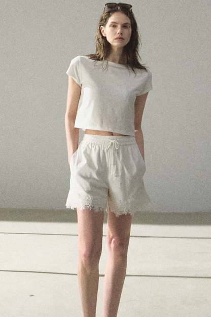 Lyocell-Spitzenhose mit weitem Bein