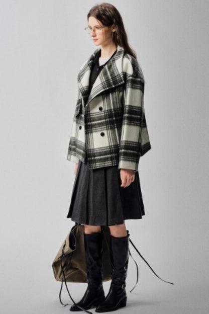 Large Lapel Plaid Woolen Coat
