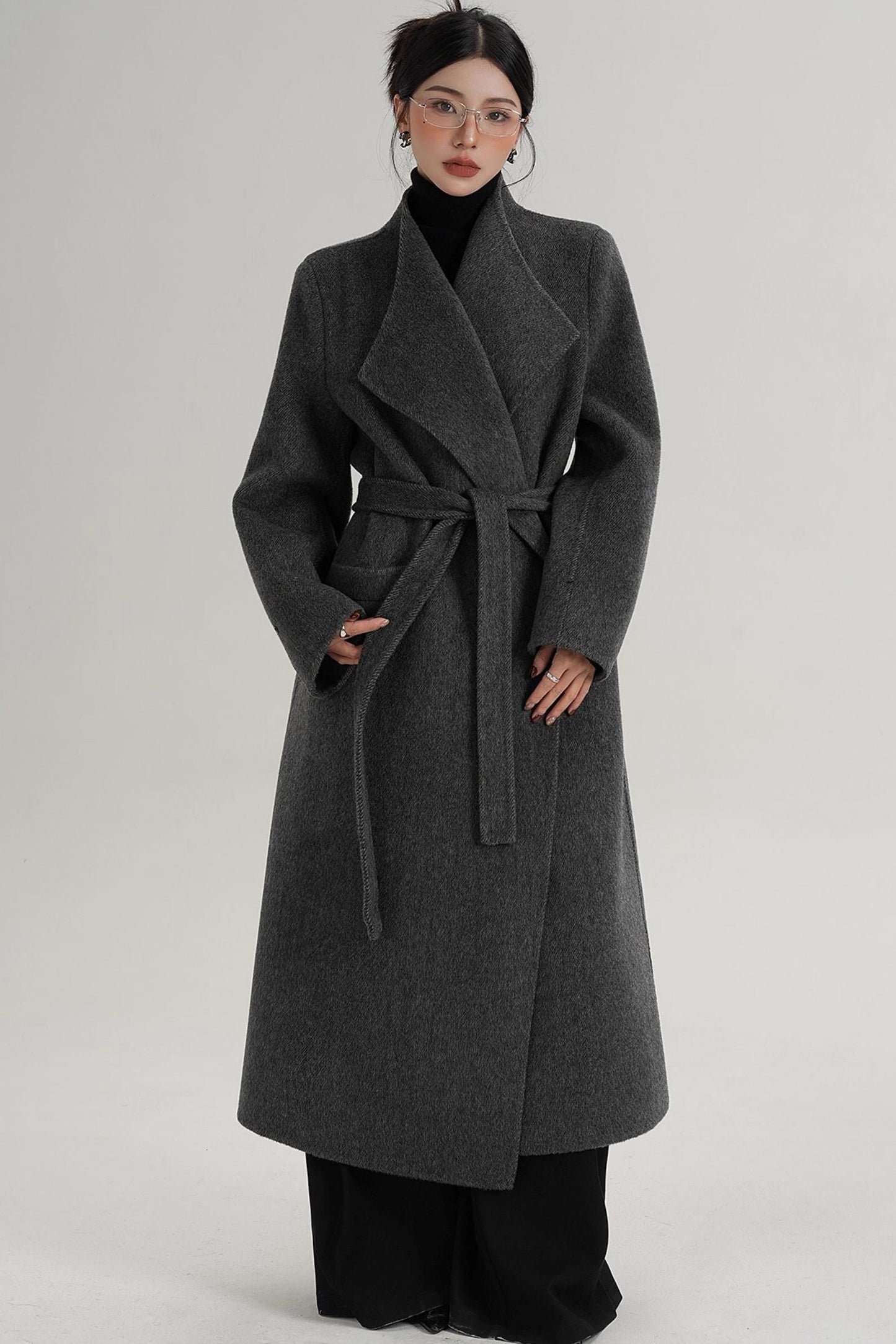 Elegant Wool Bathrobe Coat