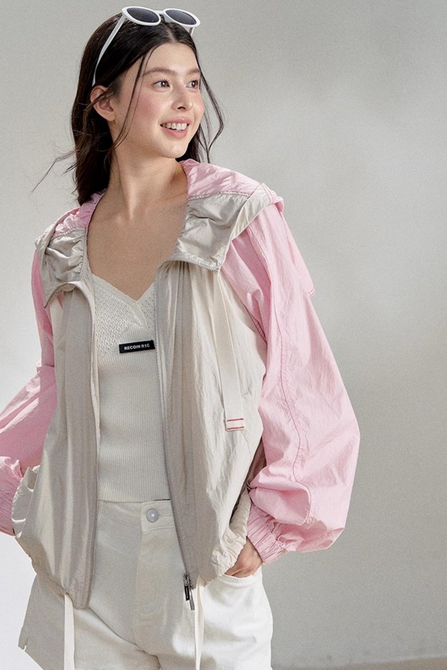 Textured White V-Neck Knitted Suspender Top