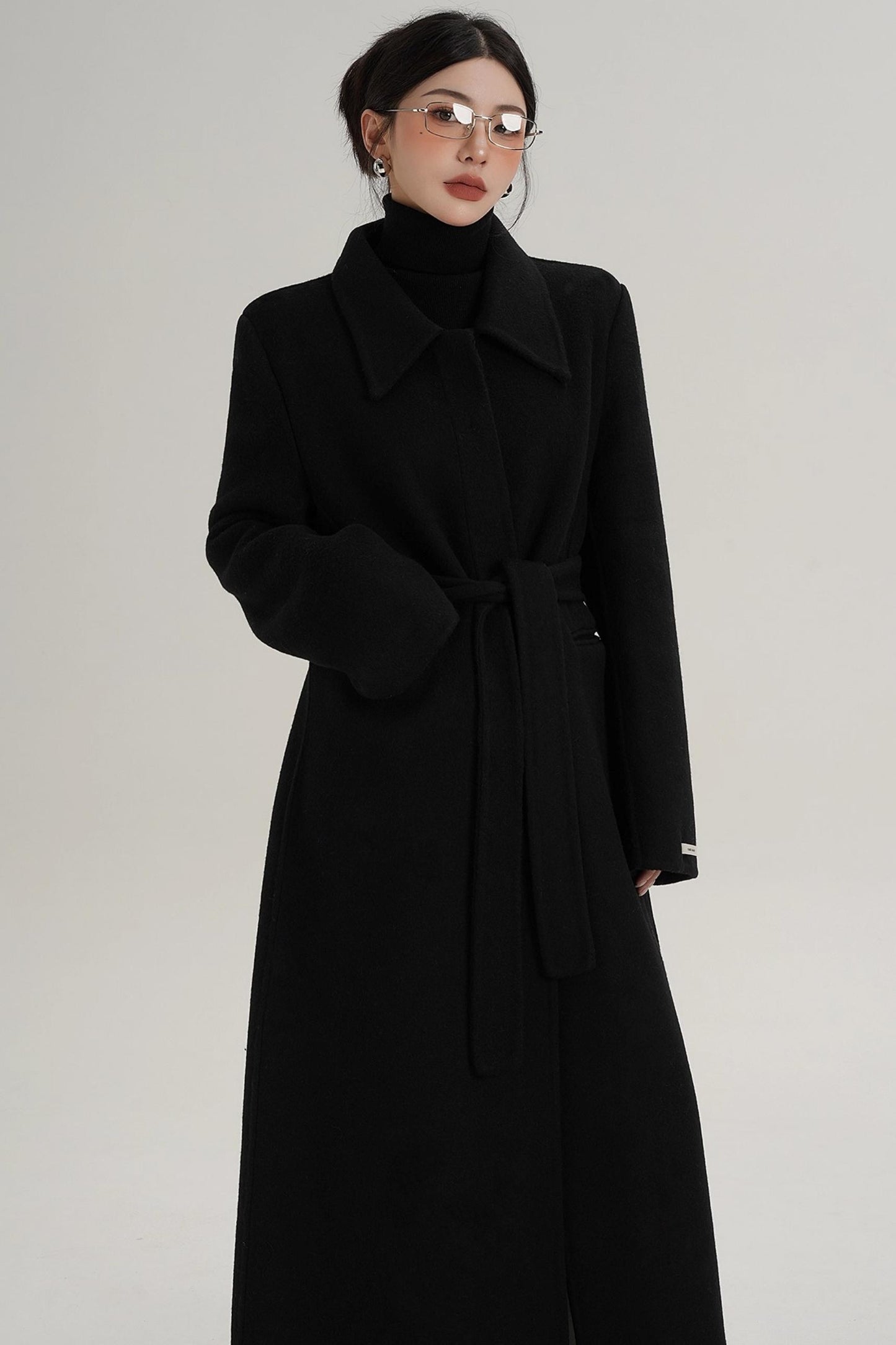 Elegant Extra-Long Wool Coat