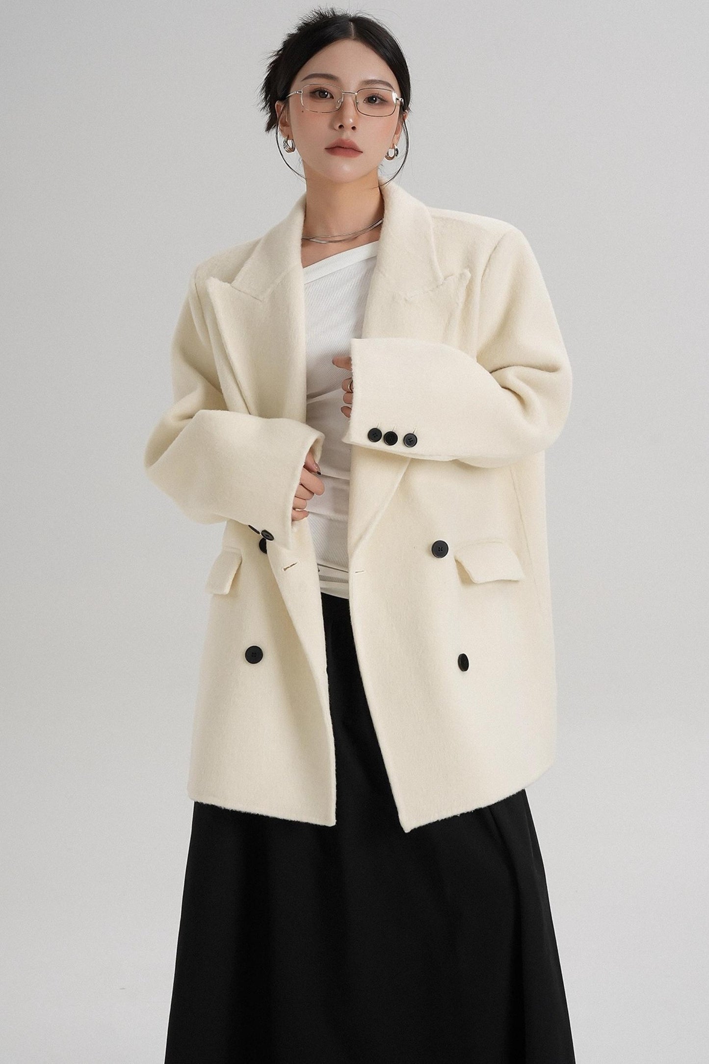 Medium-Length Temperament Wool Coat