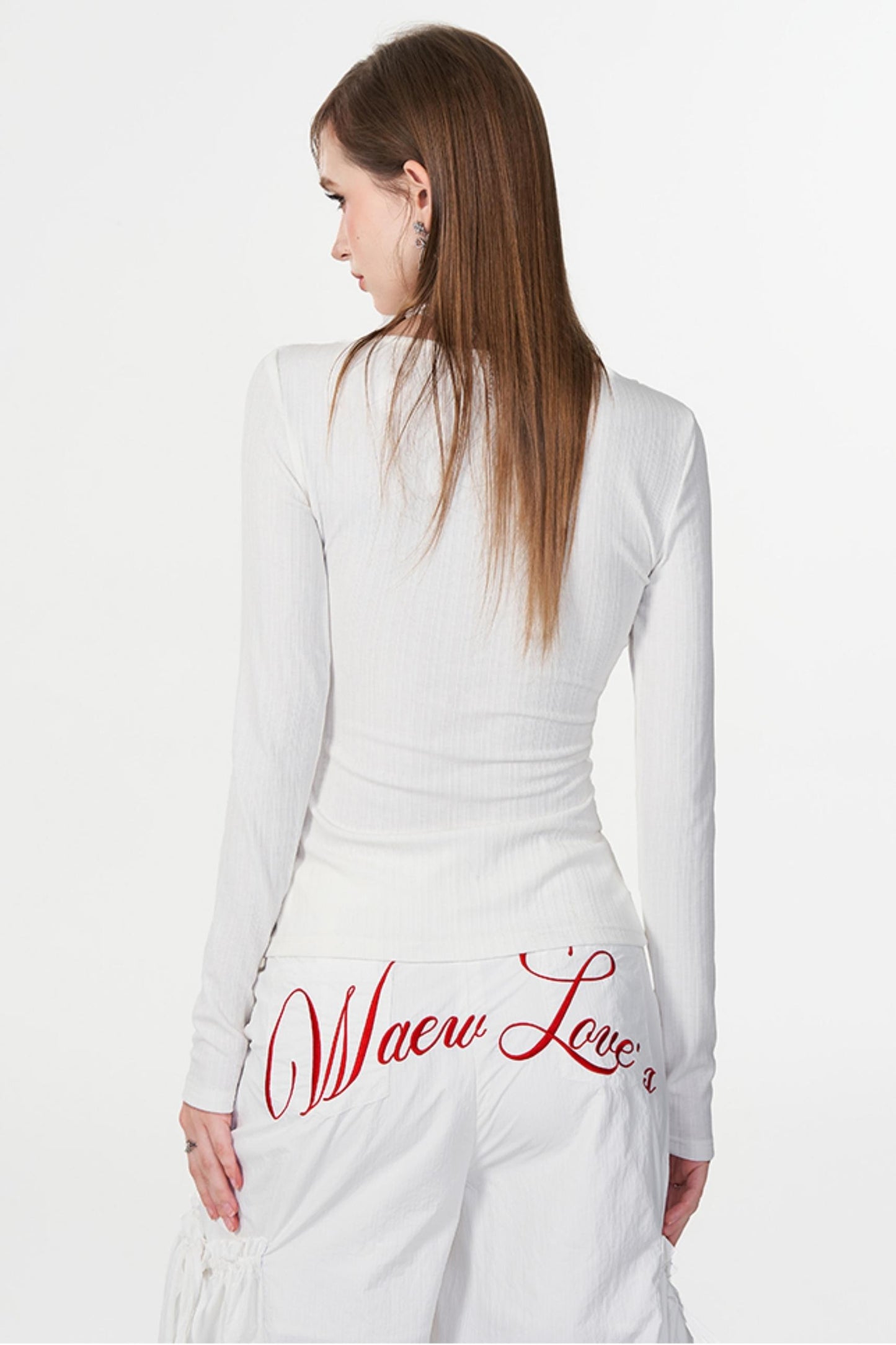 Color Beaded U-Neck Long Sleeve Tee