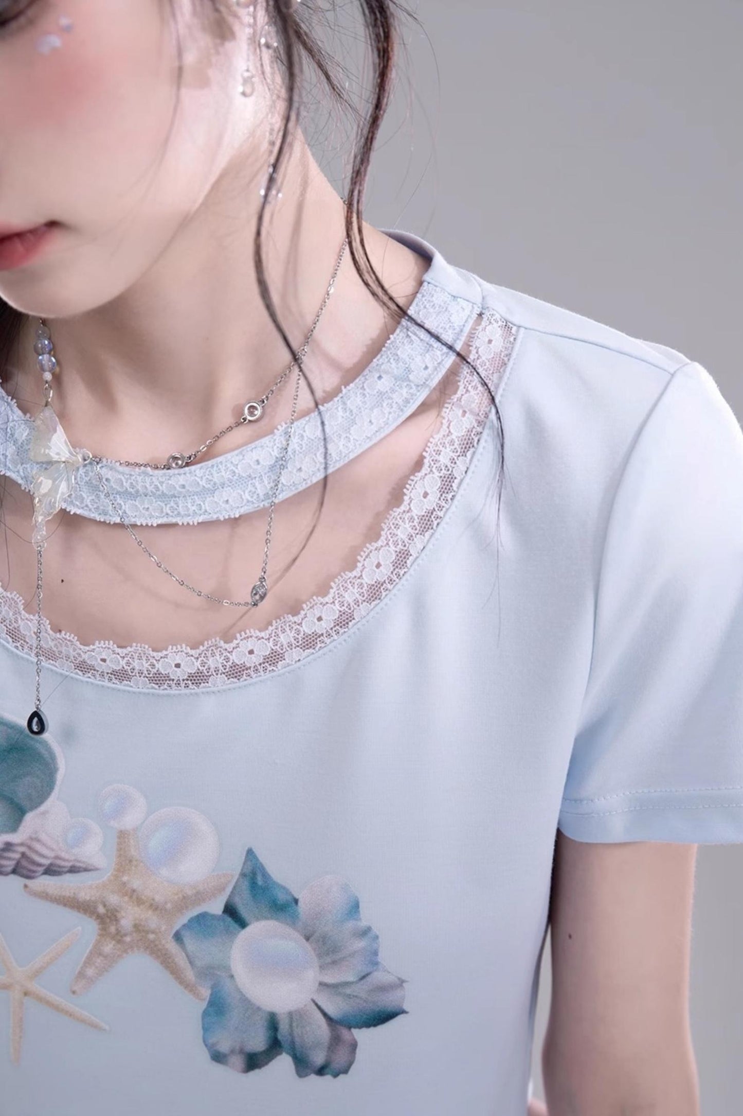 Oceanic Round Neck Tee