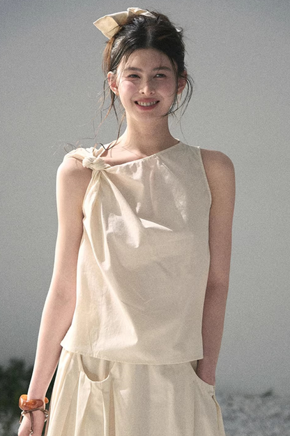 White Pleated Summer Set-Up