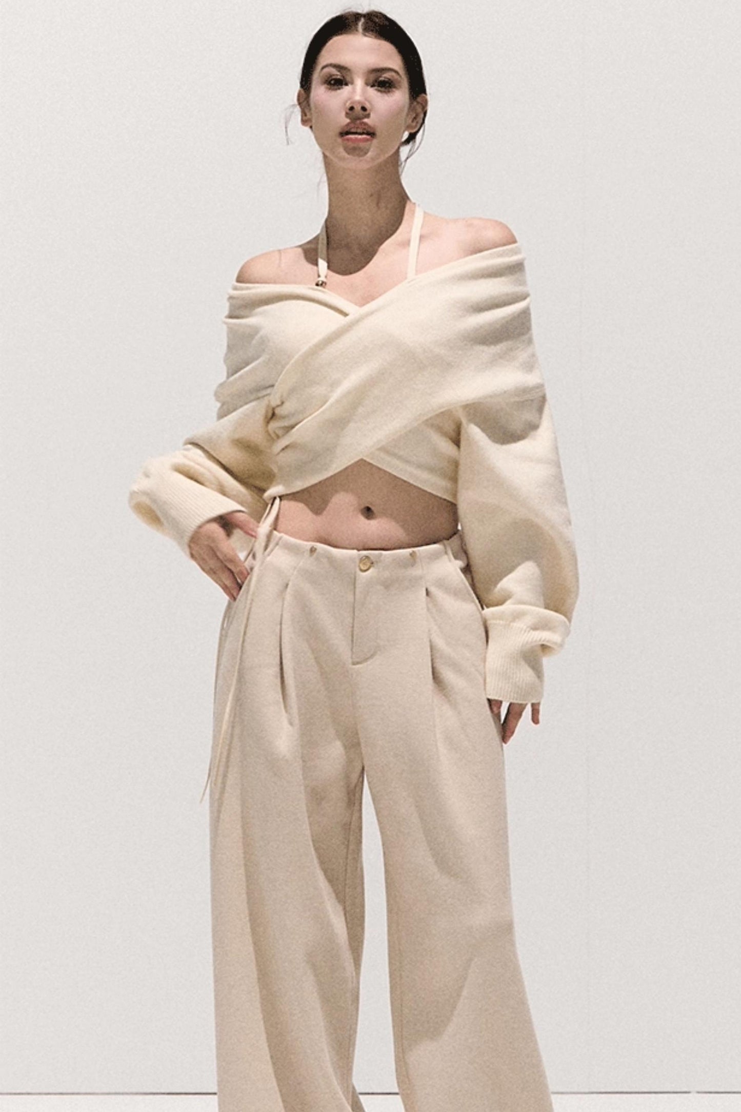 Basic Wool High-Waisted Wide-Leg Trousers