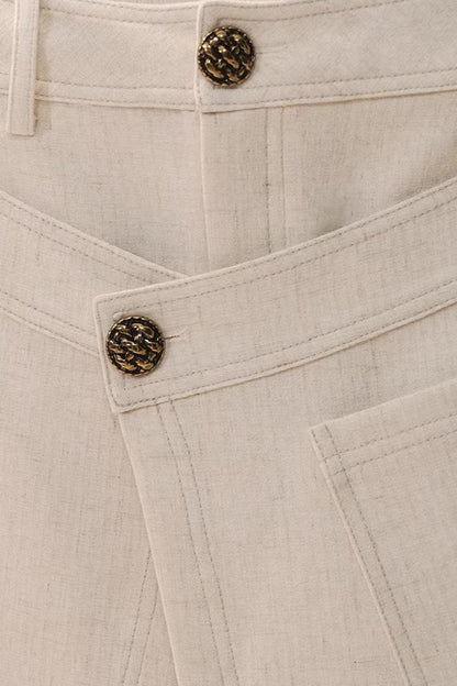 Contrasting Layered Half Skirt