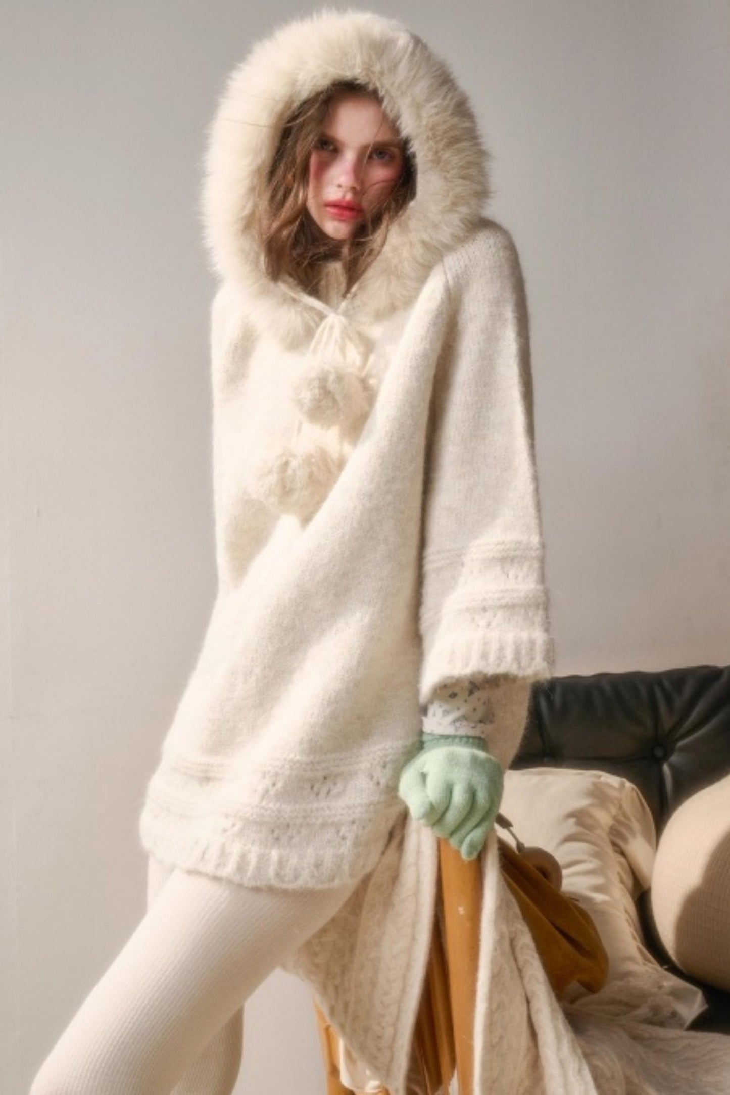 Elegant Wool Knit Cape Coat