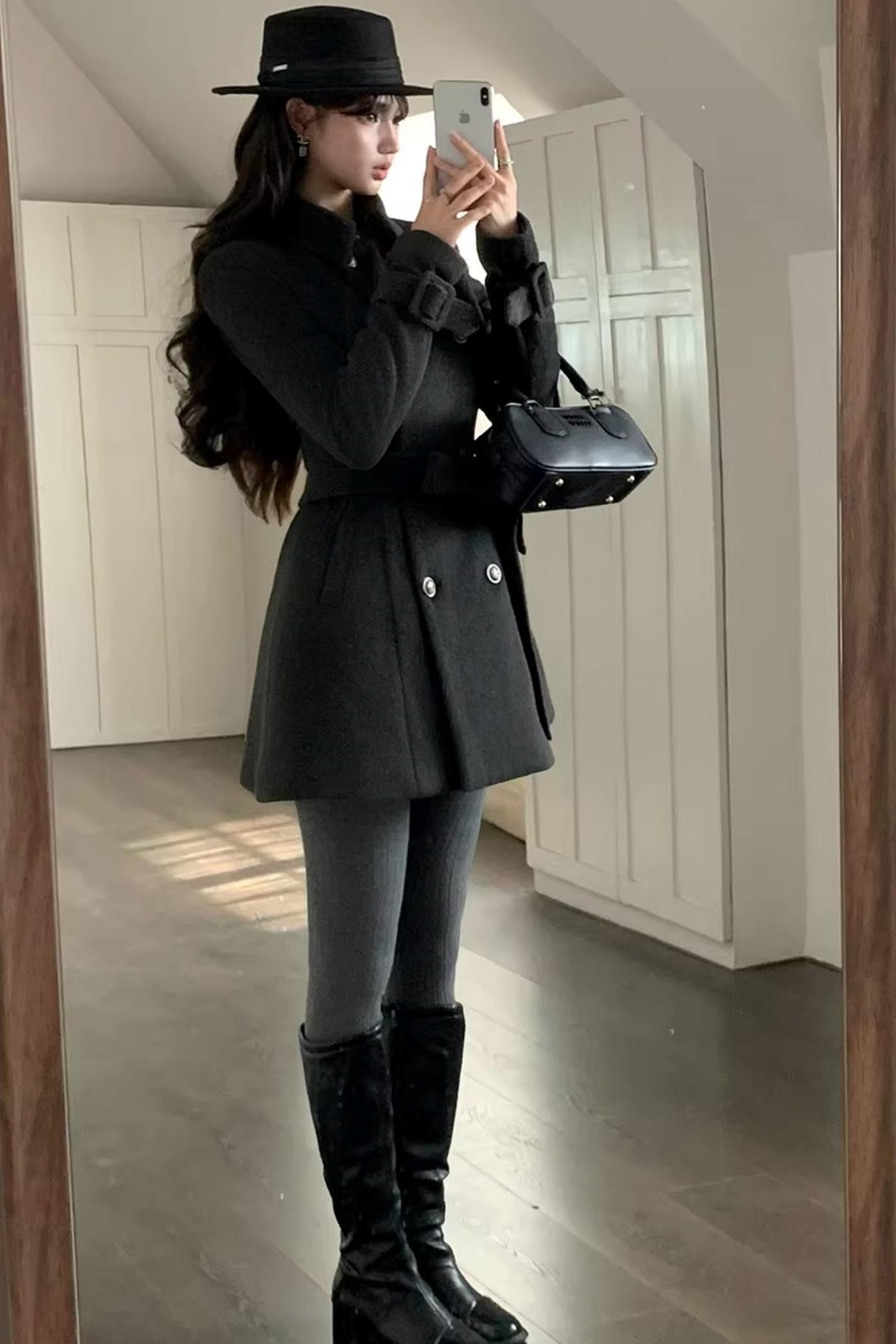 Double-Breasted Woolen Coat Set-Up