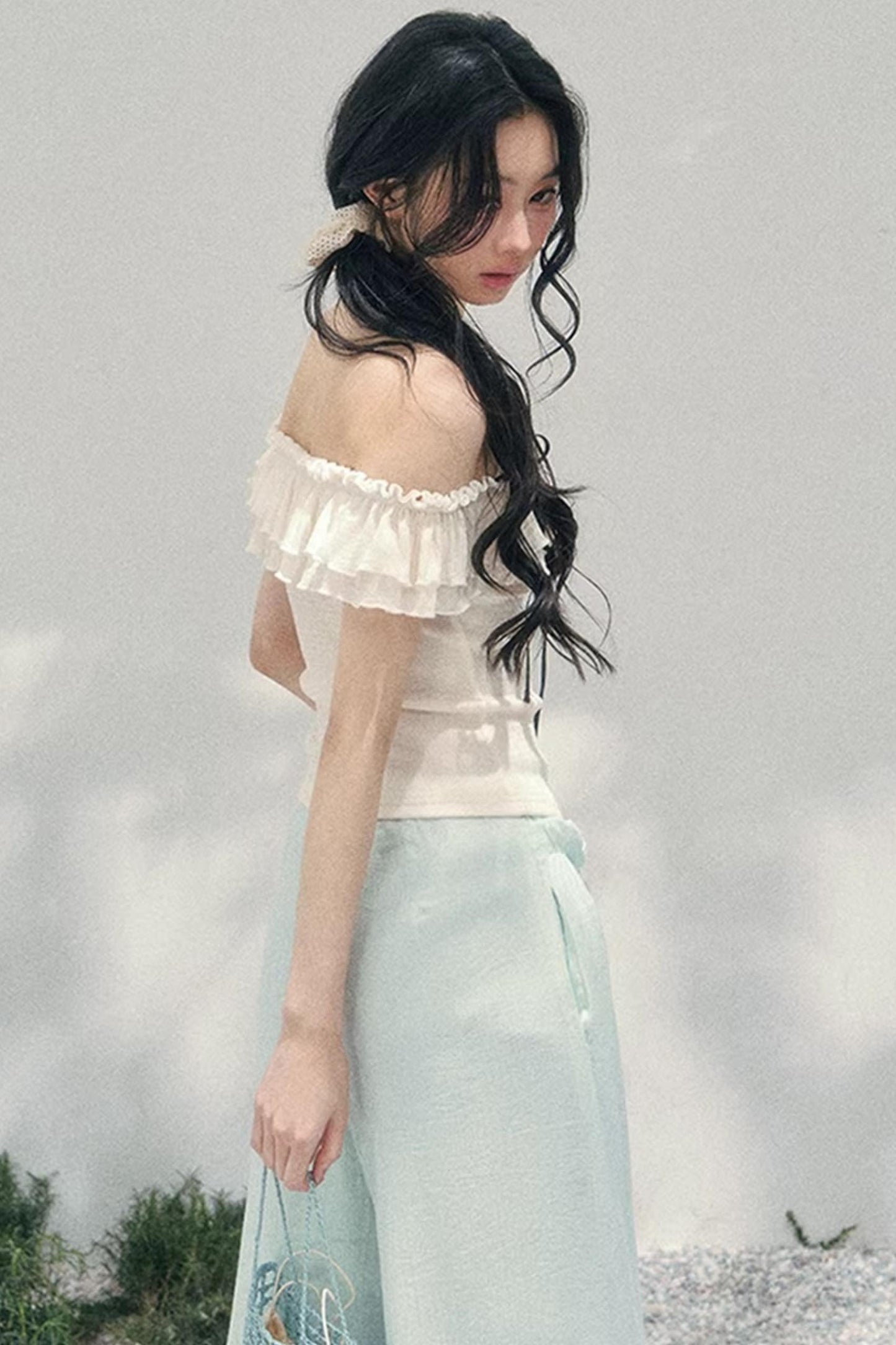 Schulterfreie Rüschenbluse