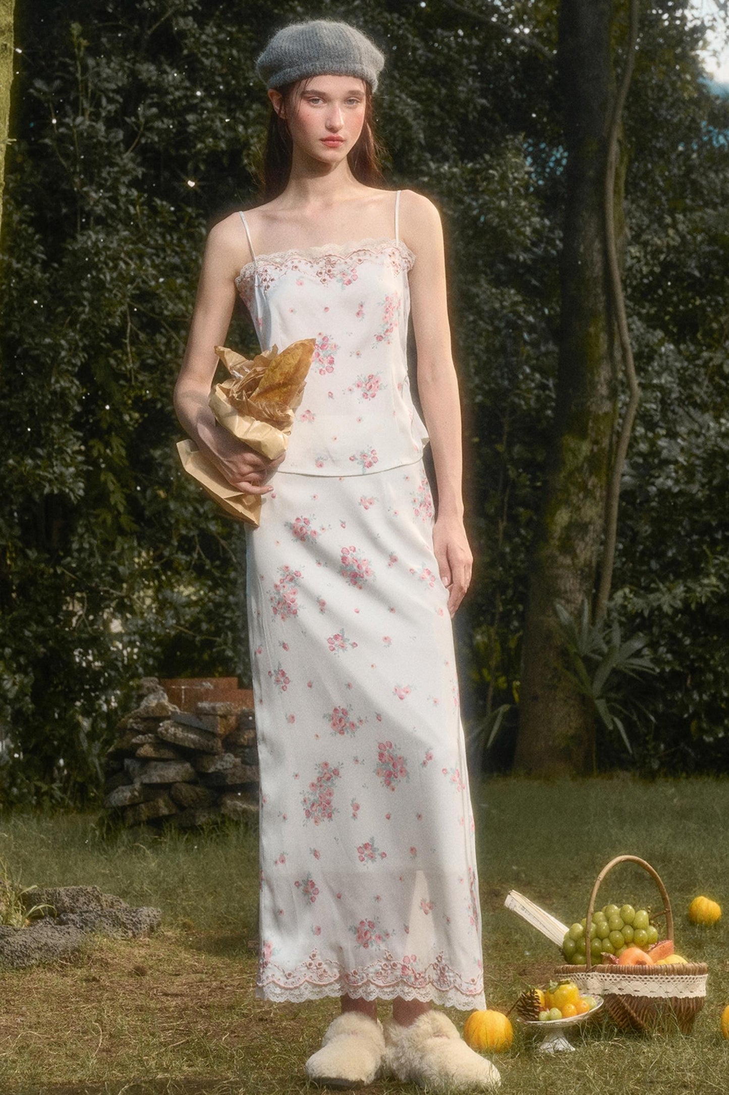 Comfortable Embroidery Top & Skirt Set-Up