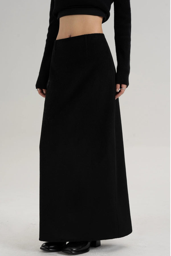 Elegant Wool Pencil Skirt