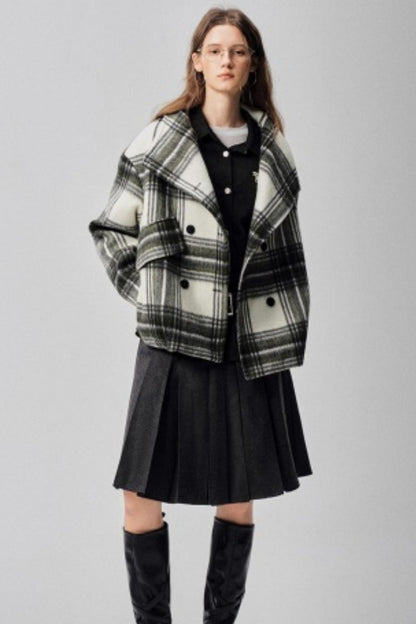 Large Lapel Plaid Woolen Coat