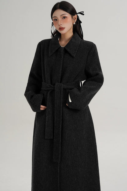 Elegant Extra-Long Wool Coat