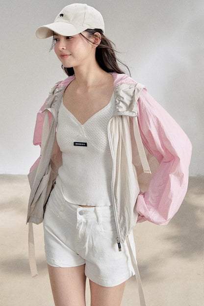 Textured White V-Neck Knitted Suspender Top