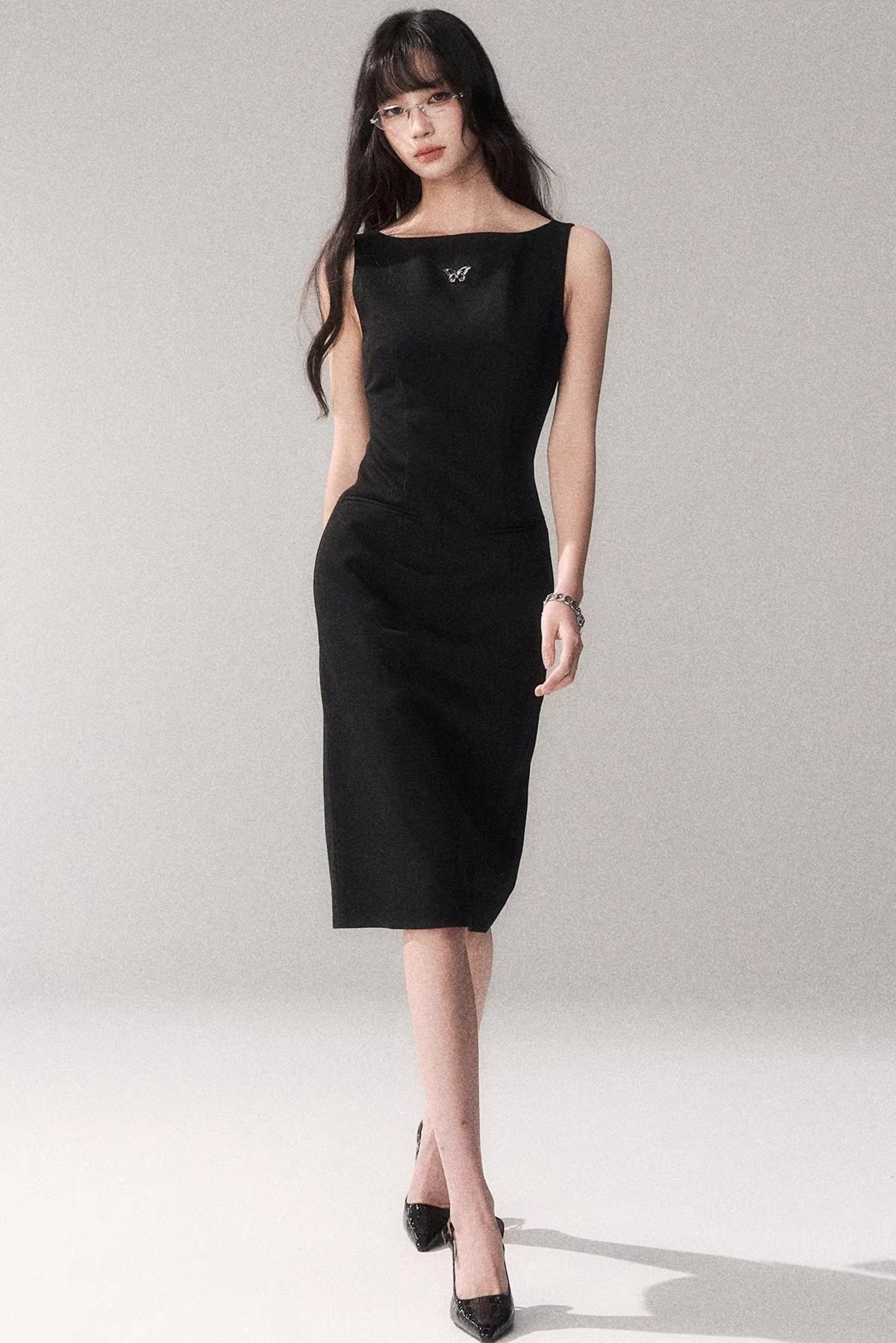 Siren schulterfreies graues Kleid