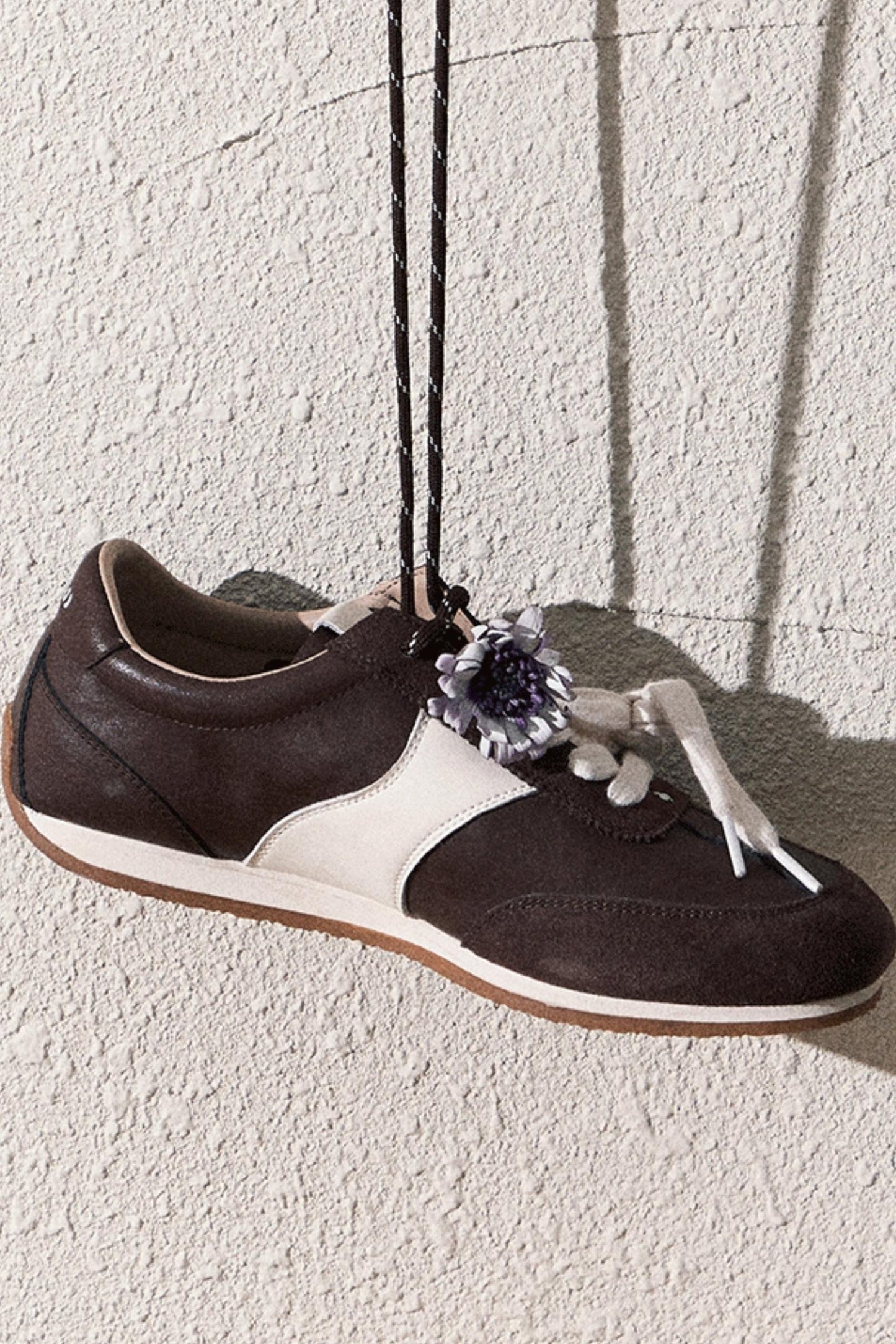Relaxed Outdoor Soft Sole Sneakers