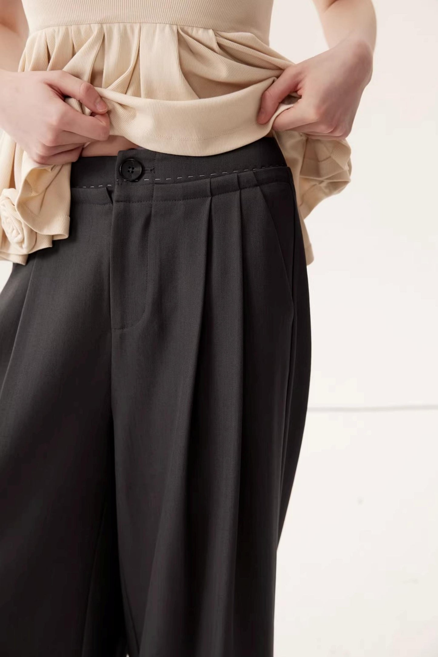 Gray High-Waisted Suit Pants