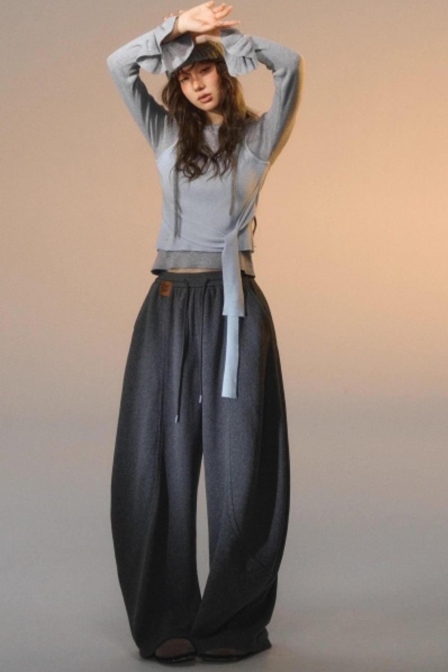 Fake Two Contrasting Tie-Up Sweater