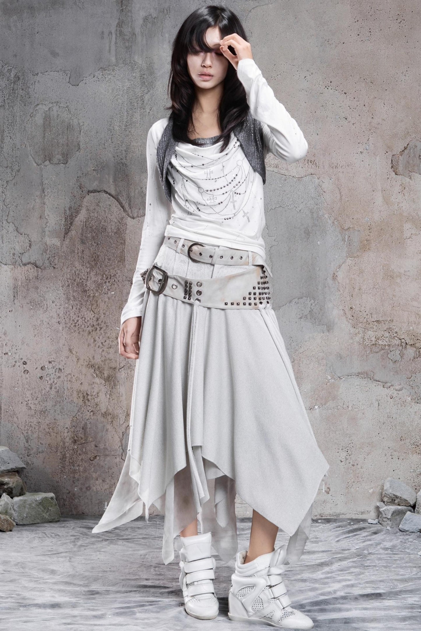 Irregular Multi-Layer Slim Rivet Skirt