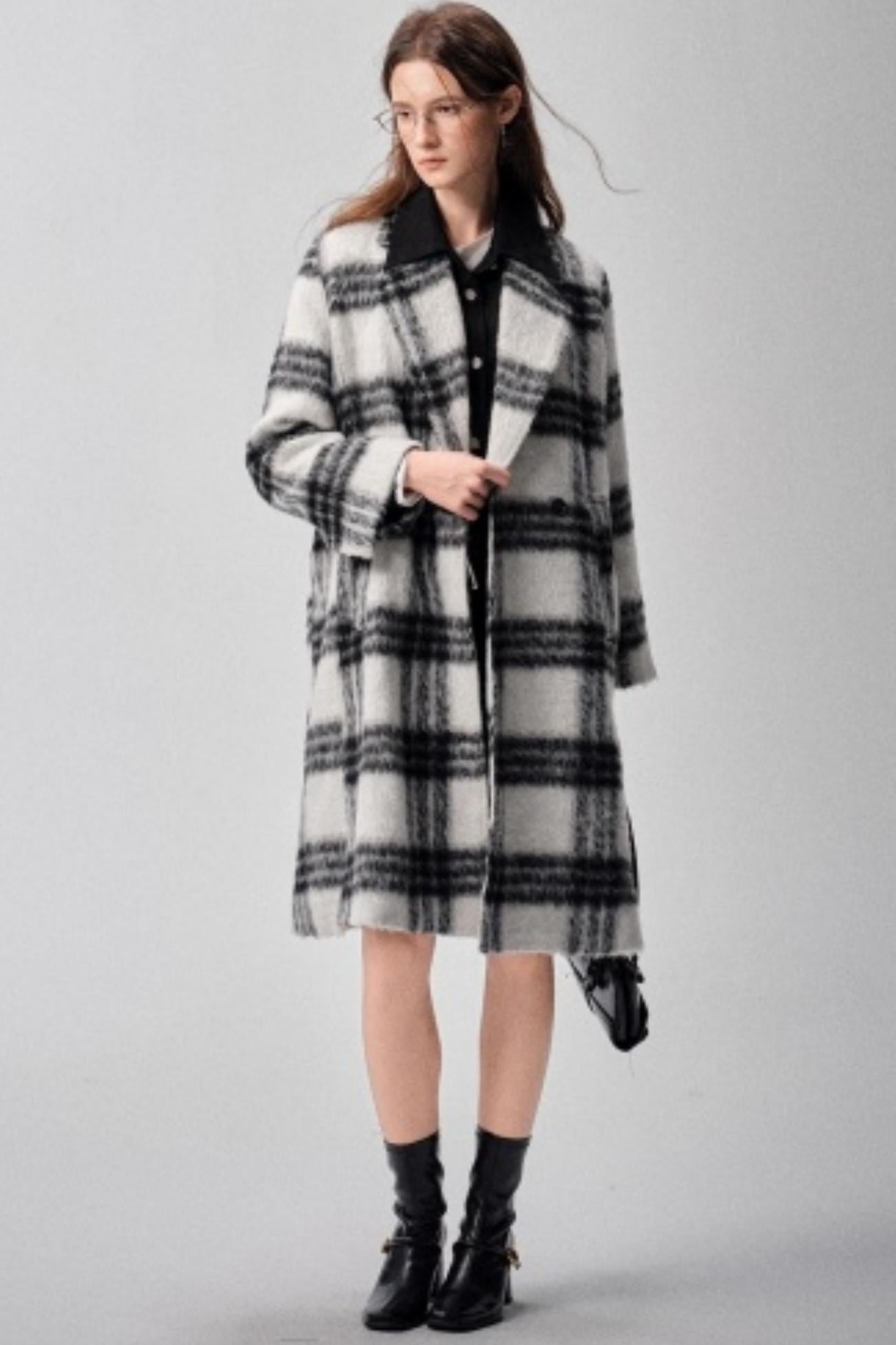 Black & White Plaid High-End Woolen Coat