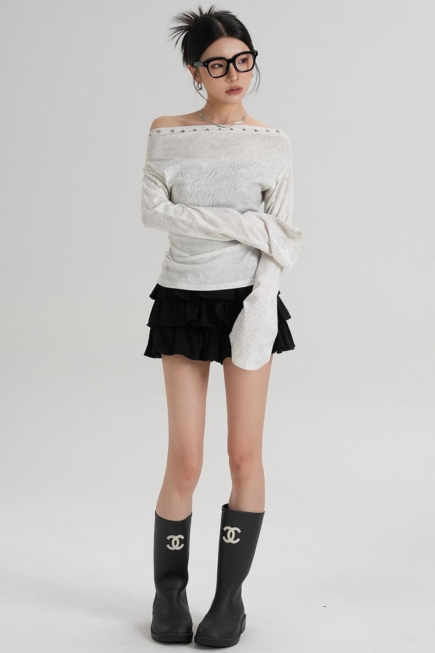 Niche Rivet Long-Sleeved T-Shirt