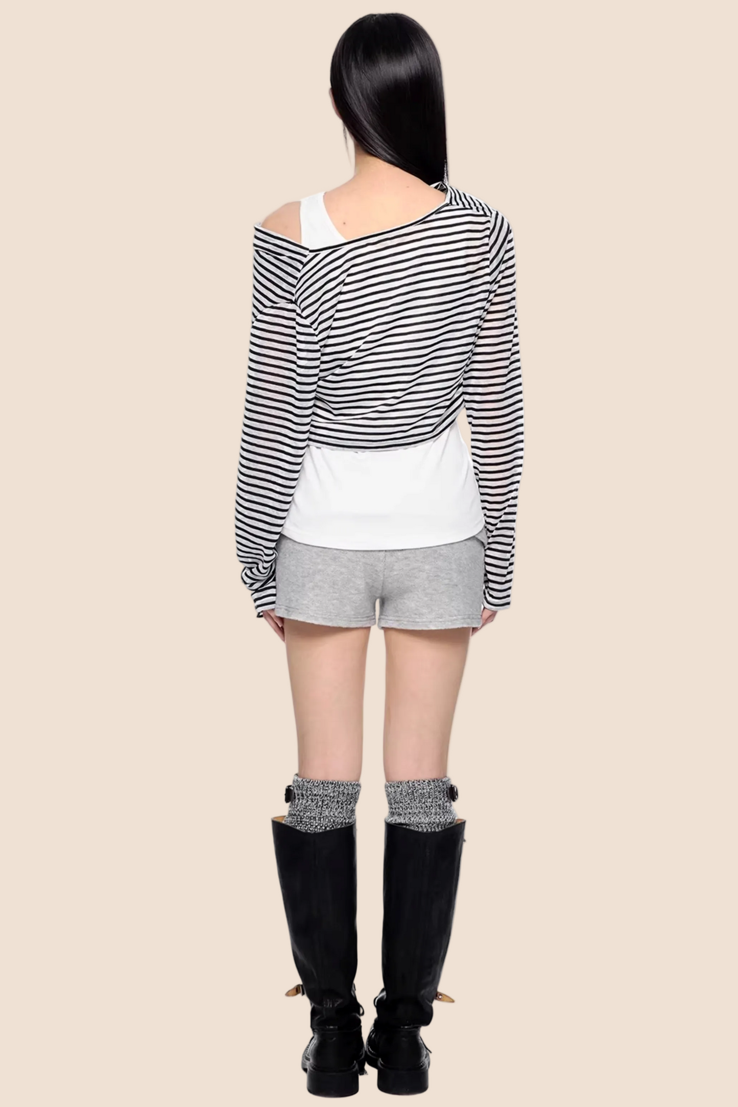 Gestreifte asymmetrische leichte Bluse