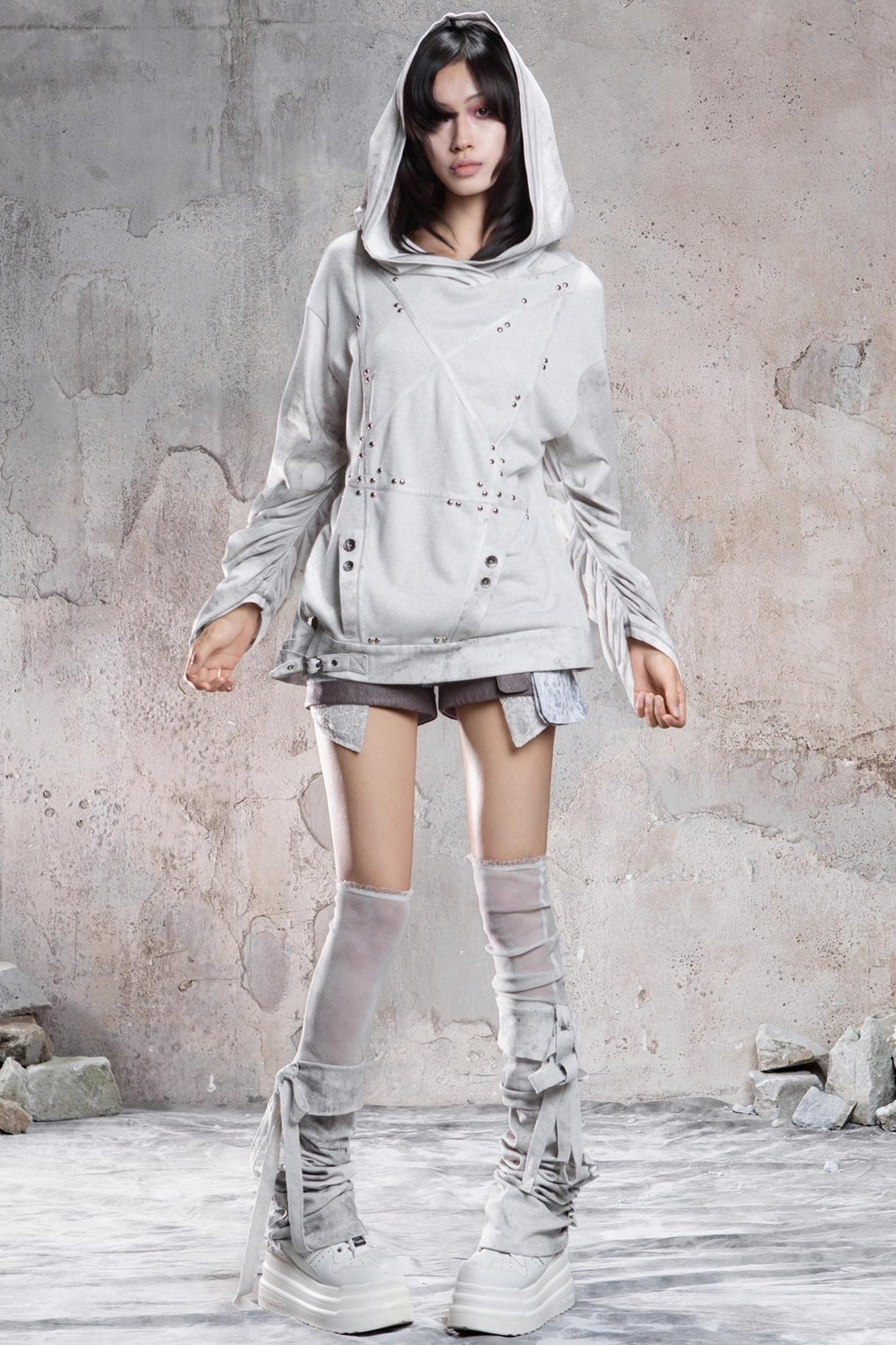 Retro Rivet Hooded Fleece Sweatshirt