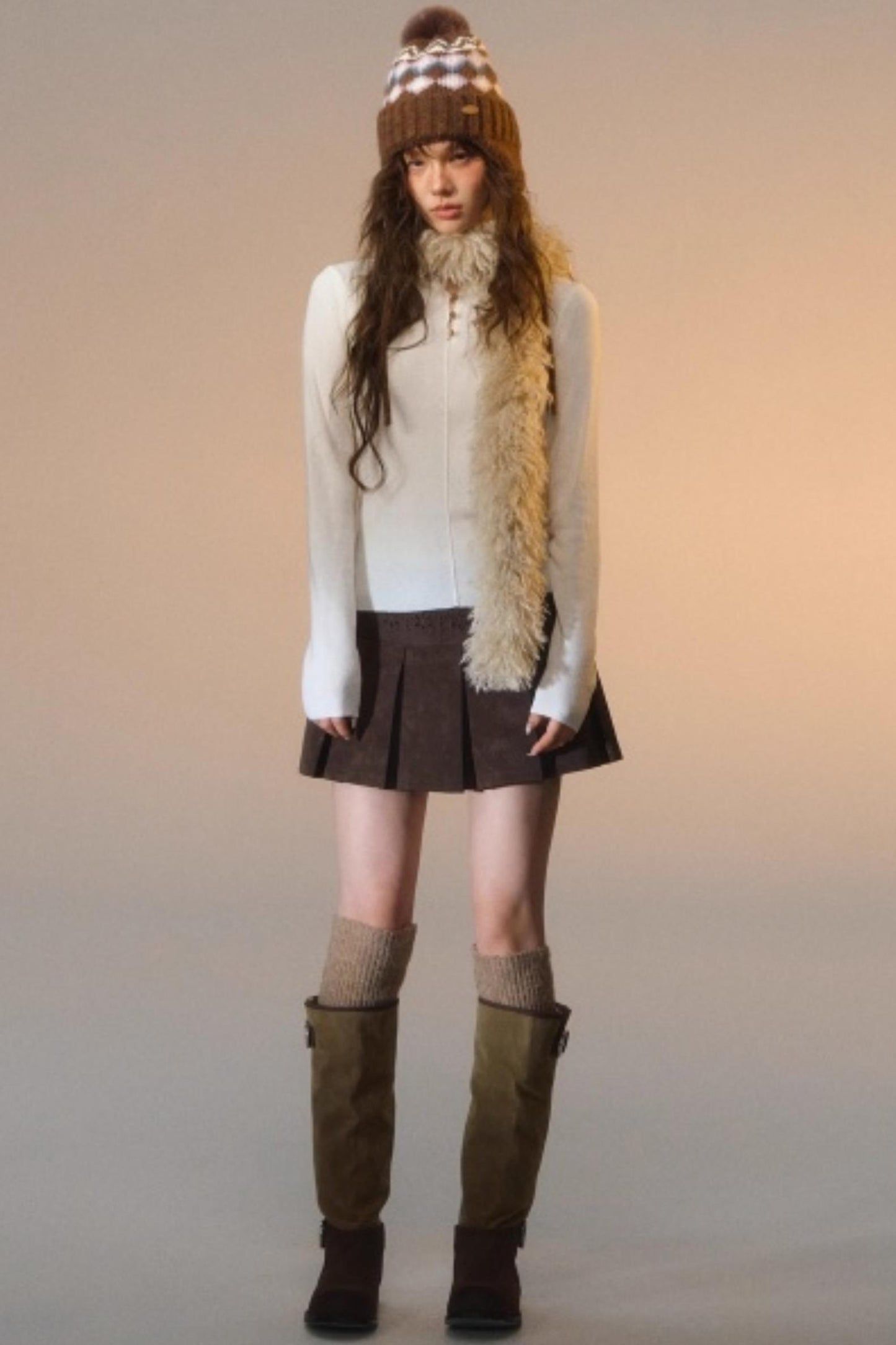 Line-Breasted Base T-Shirt