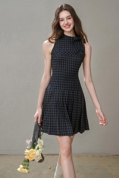 Elegant Bow Halterneck Check Pleated Dress