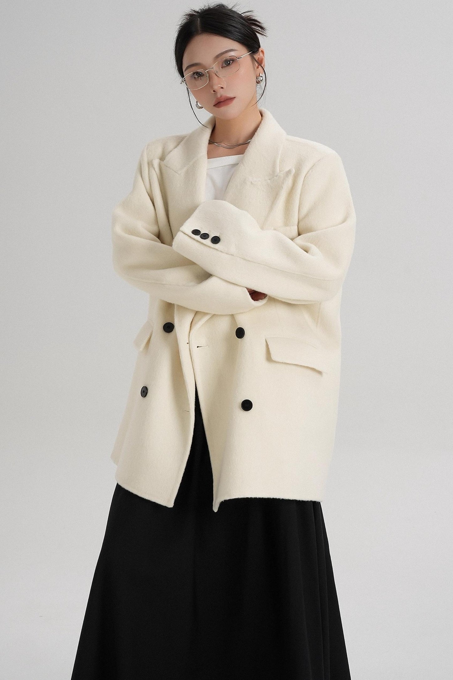 Medium-Length Temperament Wool Coat