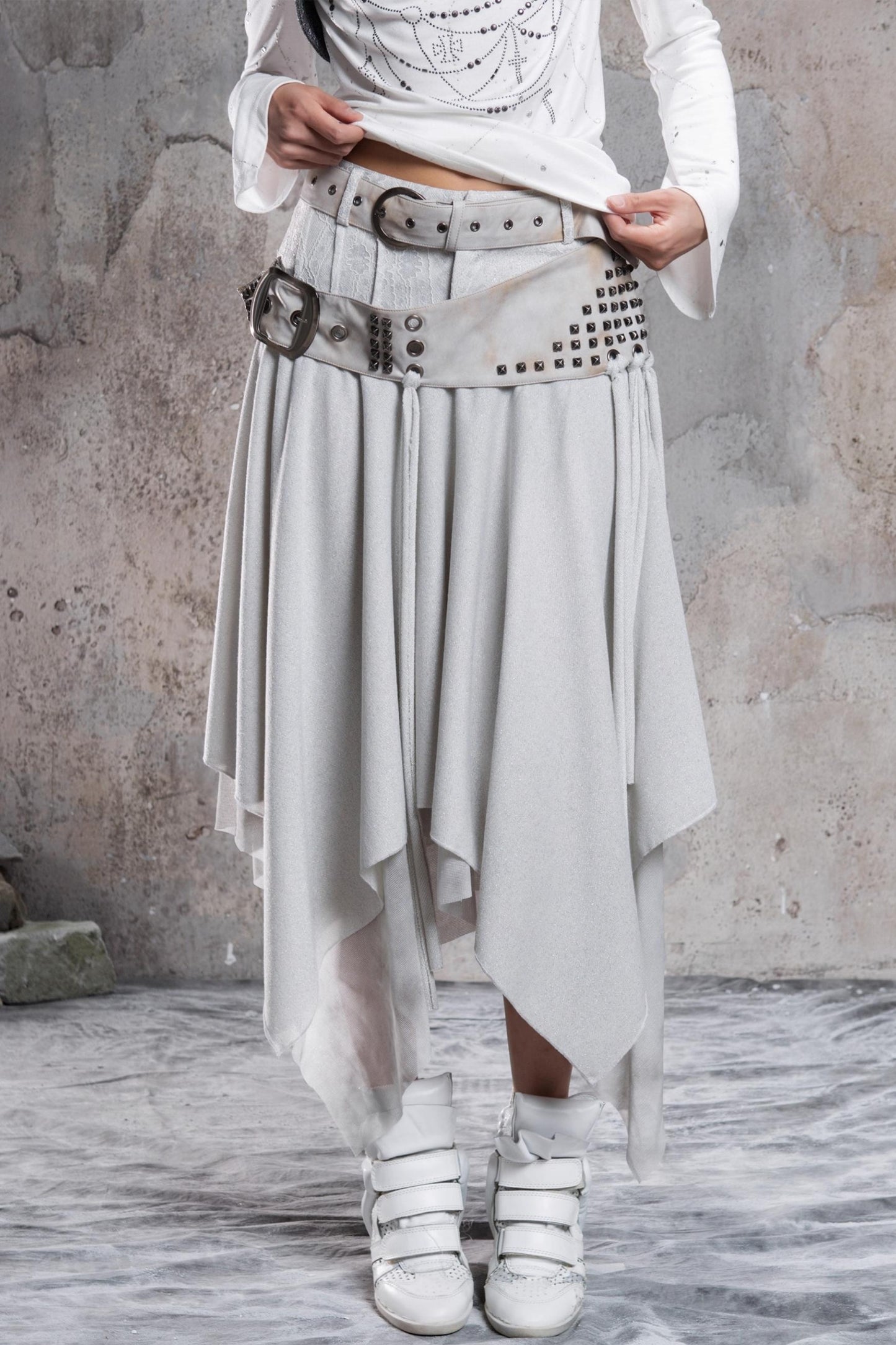 Irregular Multi-Layer Slim Rivet Skirt