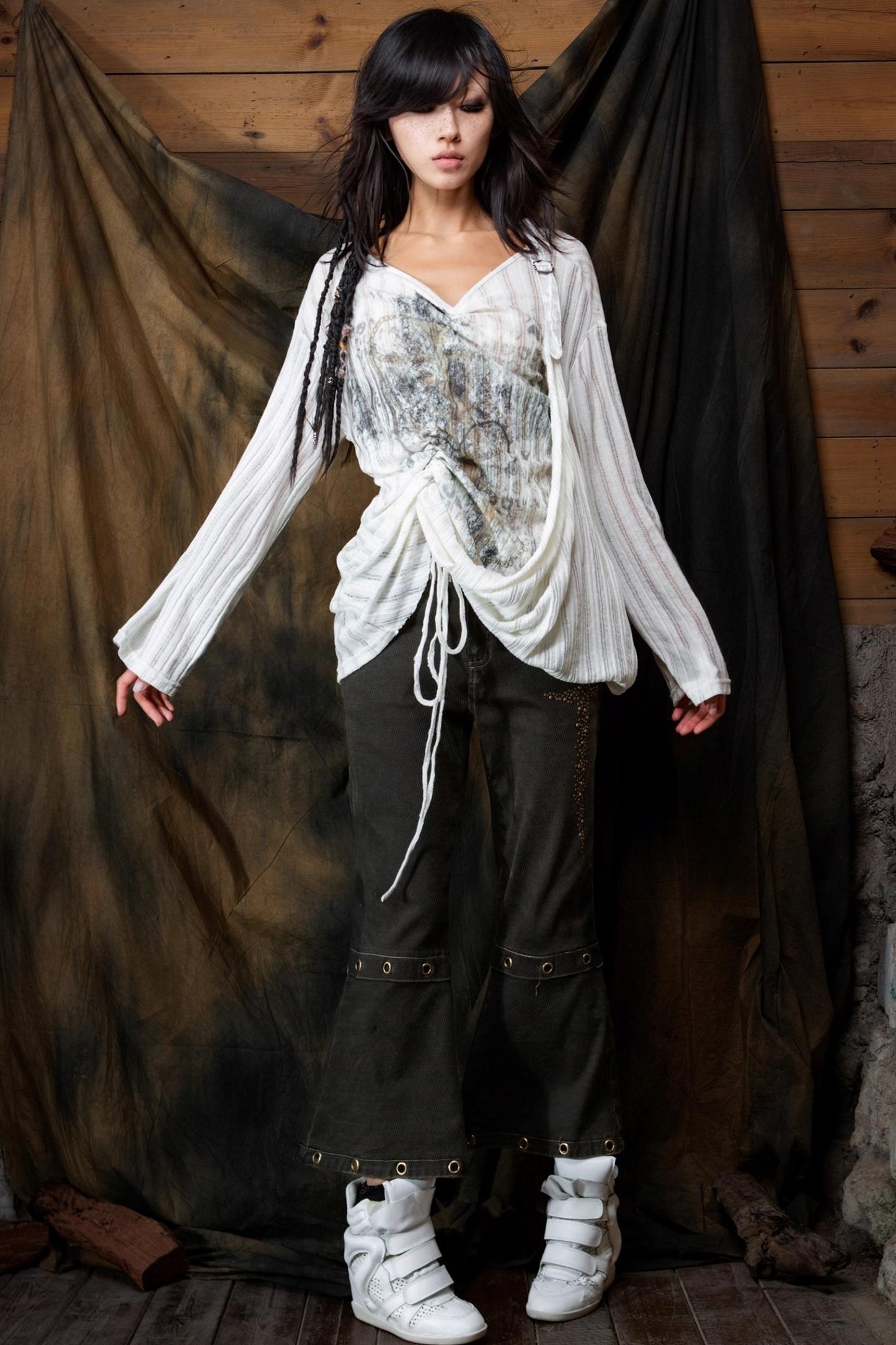 Vintage Lace-Up Knitted V-Neck T-Shirt