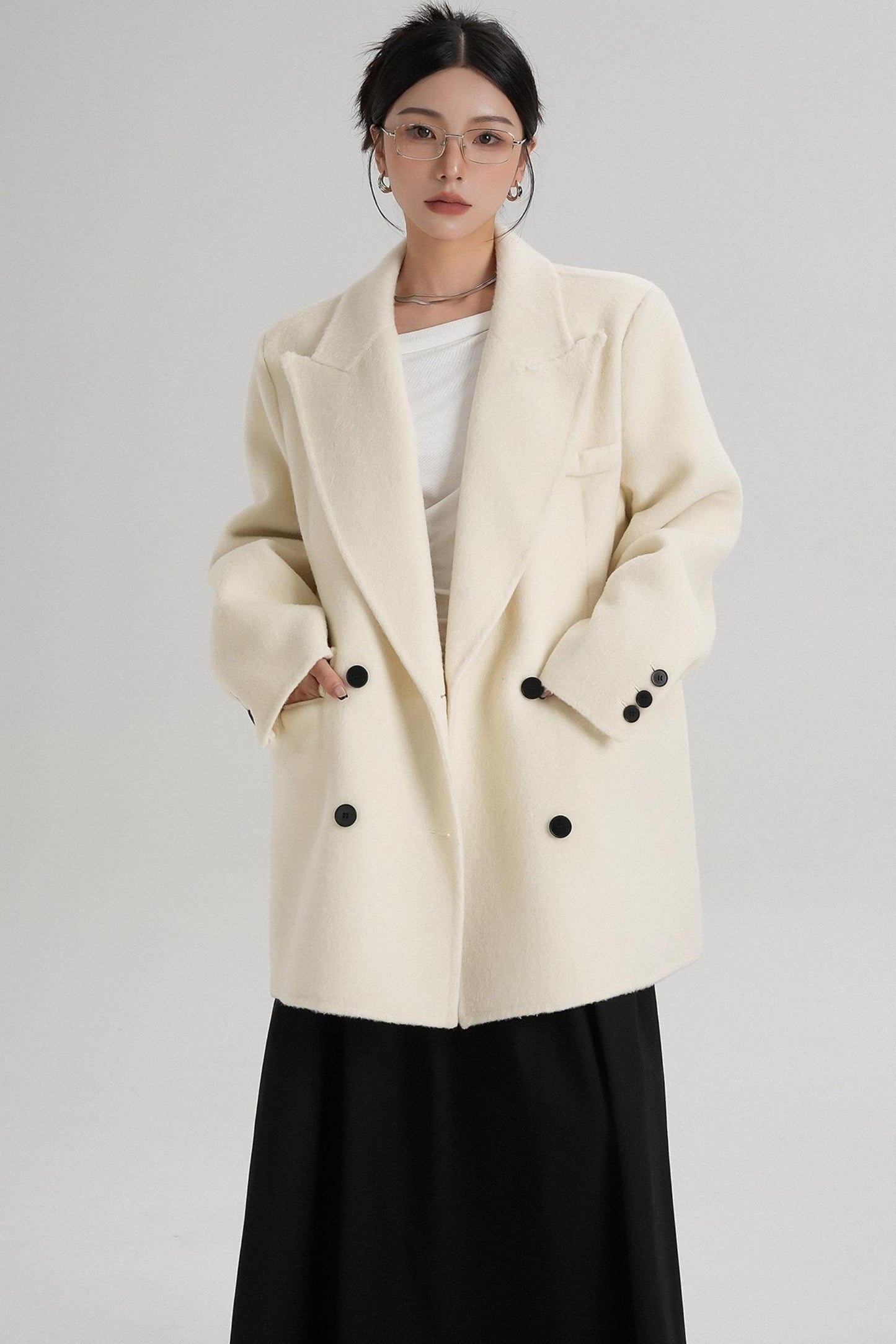 Medium-Length Temperament Wool Coat