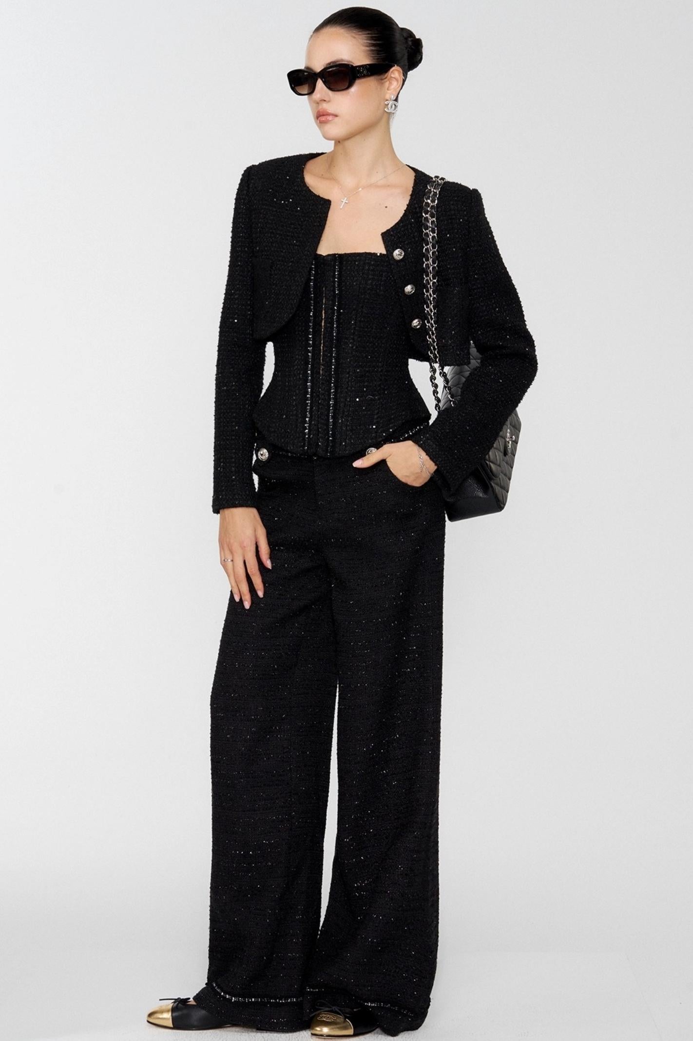 Black Moonlight Wool Coat Set-Up