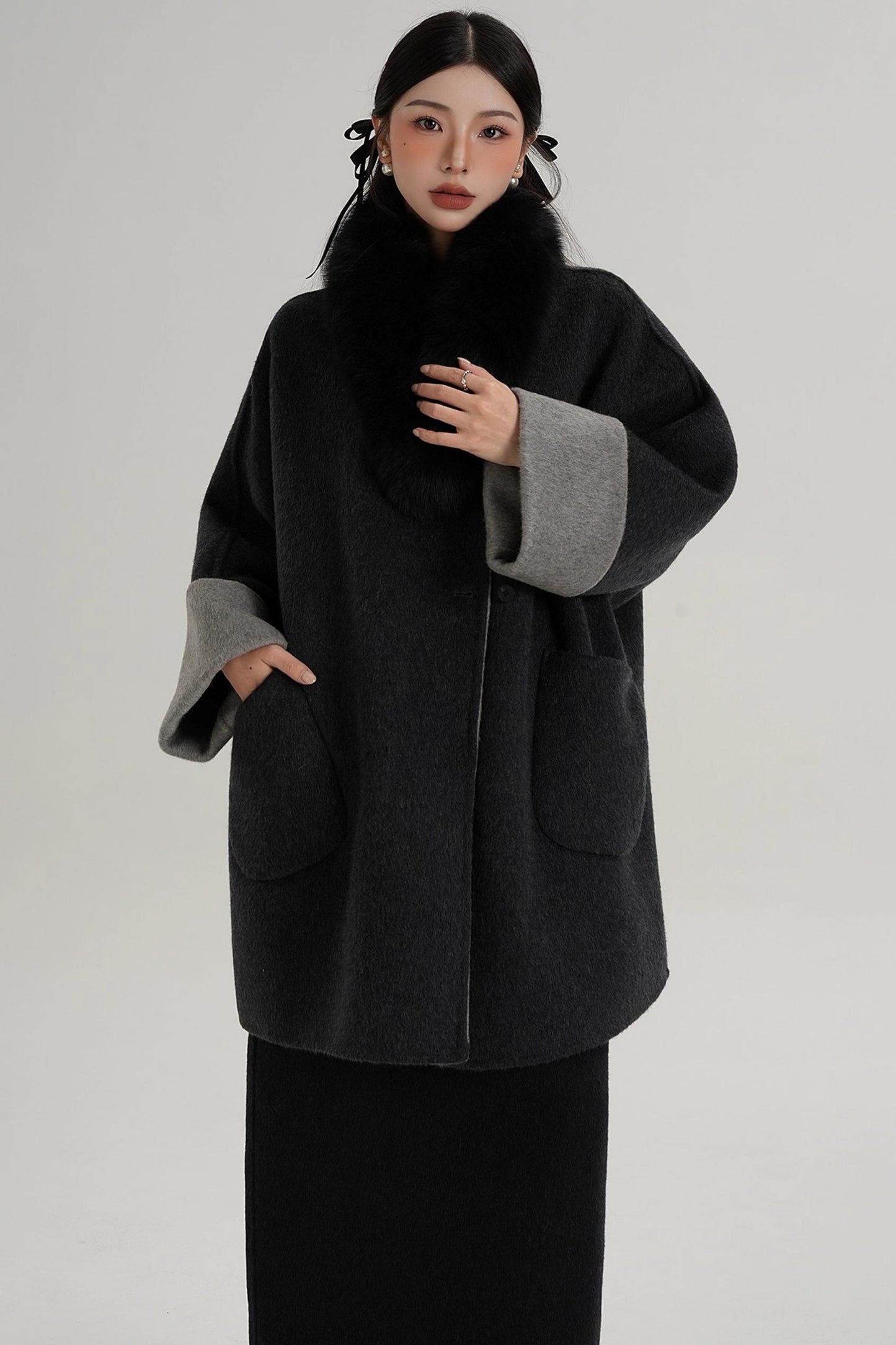 Elegant Fox Fur Collar Wool Cape Coat