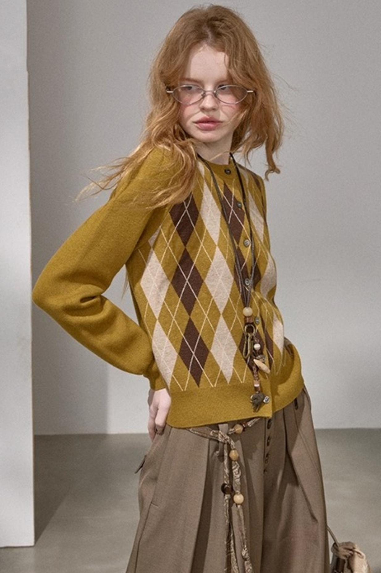 Retro Diamond-Pattern Knit Top