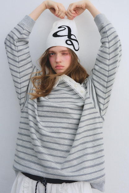 Retro Lace Collar Sweatshirt