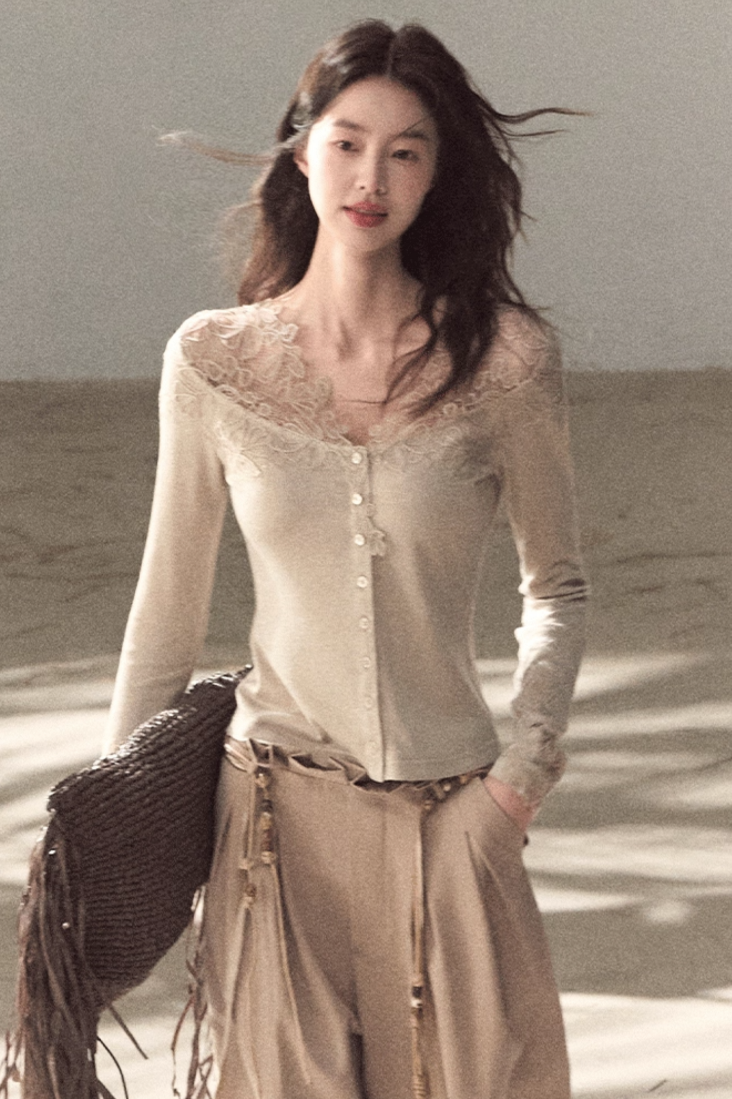 Lange Hose aus plissiertem Mikro-Samt