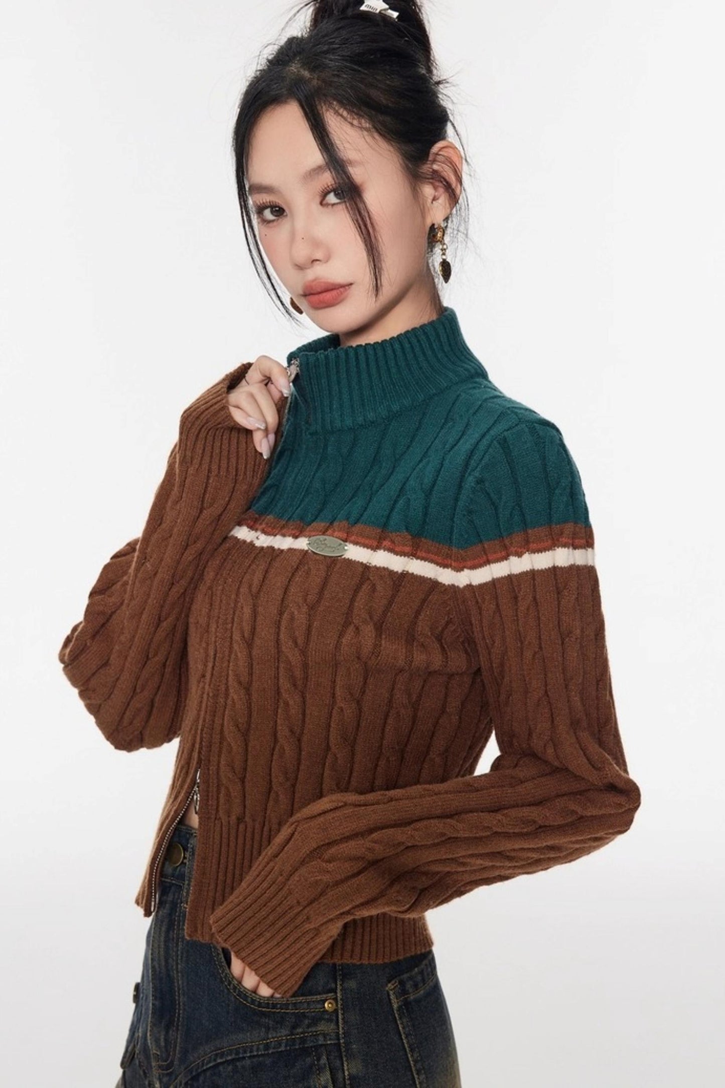 Color-Blocking Stand-Up Collar Knitted Cardigan