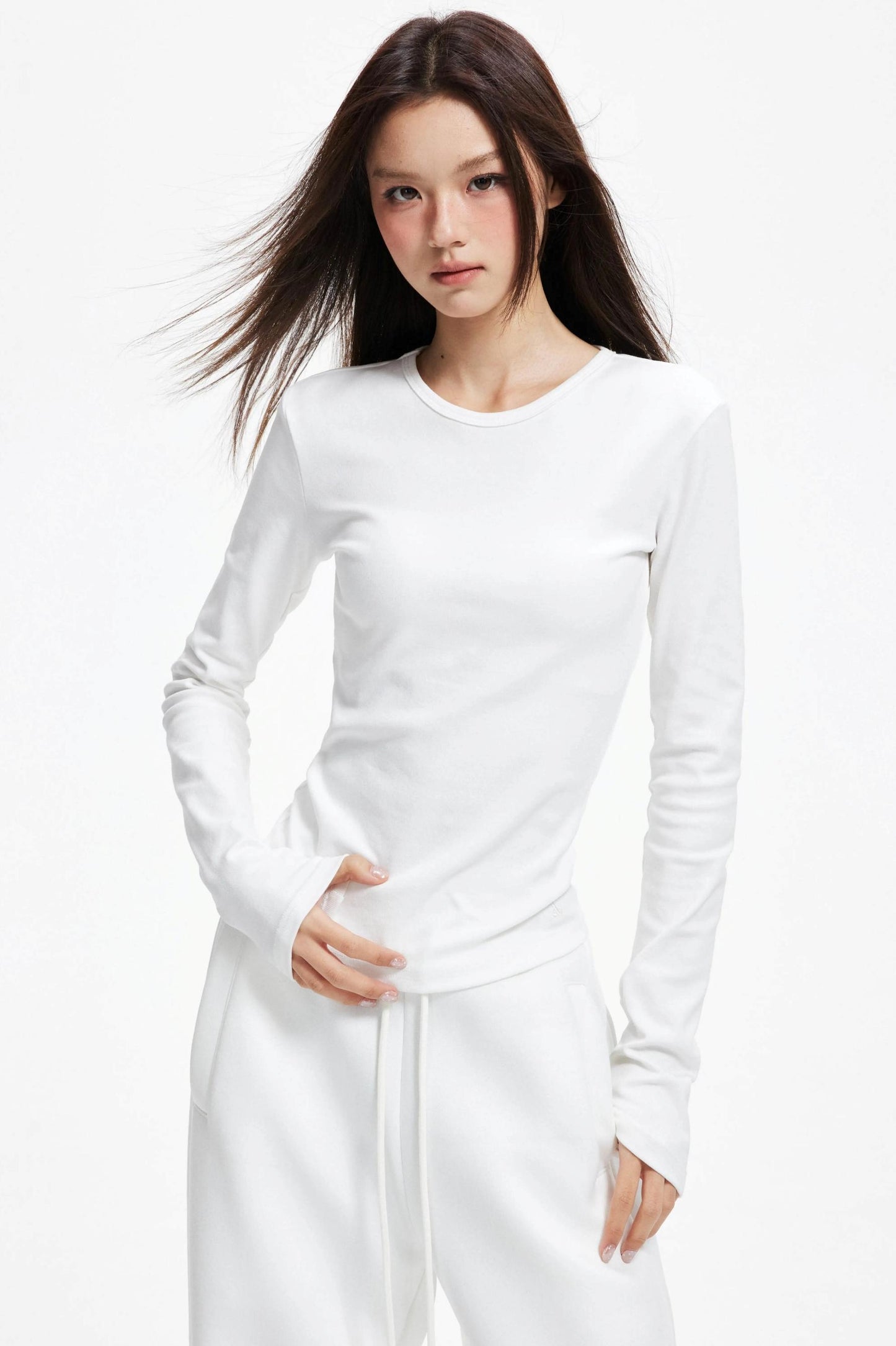 Slim Round Neck Long Sleeve Knitwear