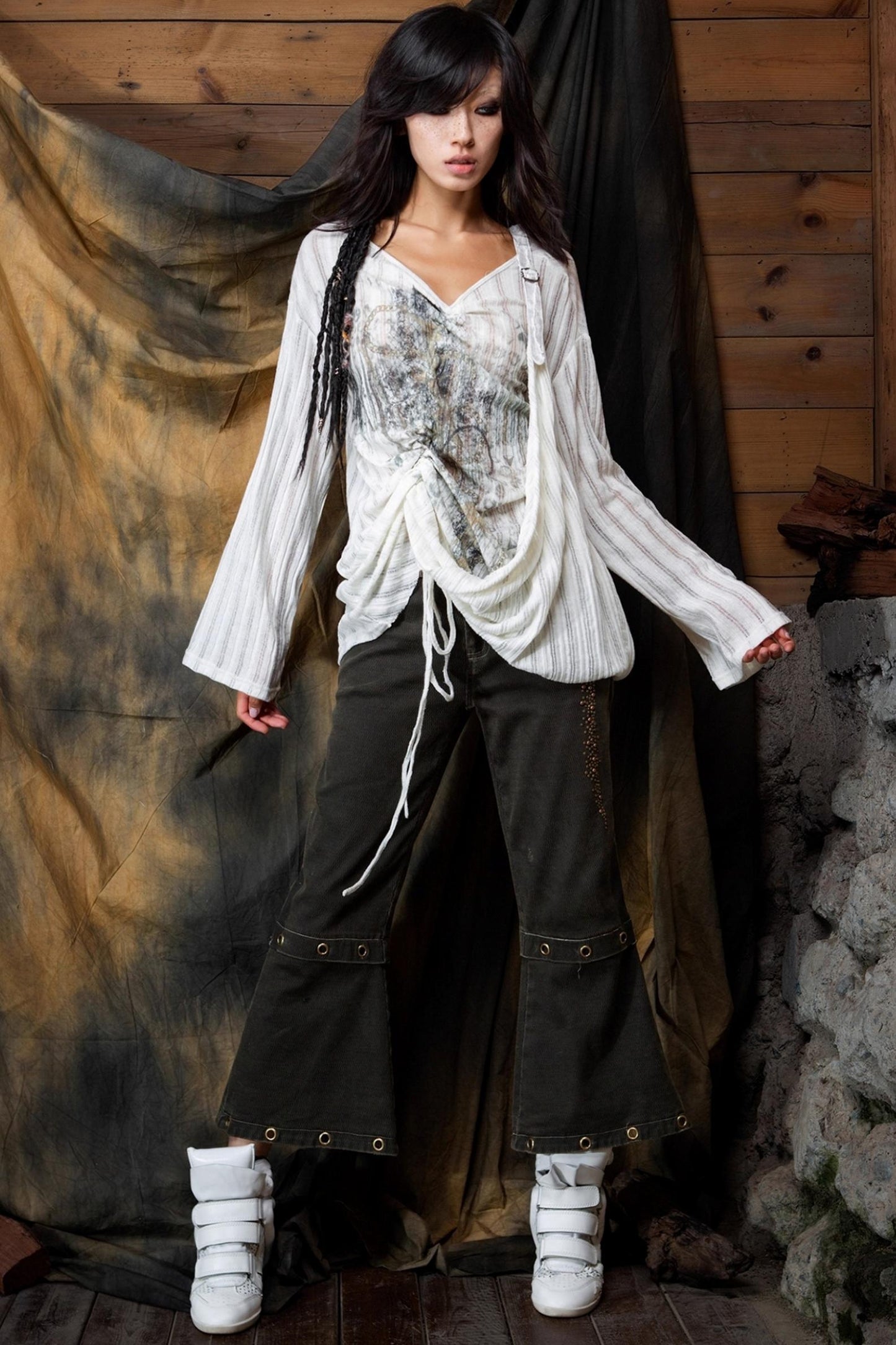 Vintage Lace-Up Knitted V-Neck T-Shirt