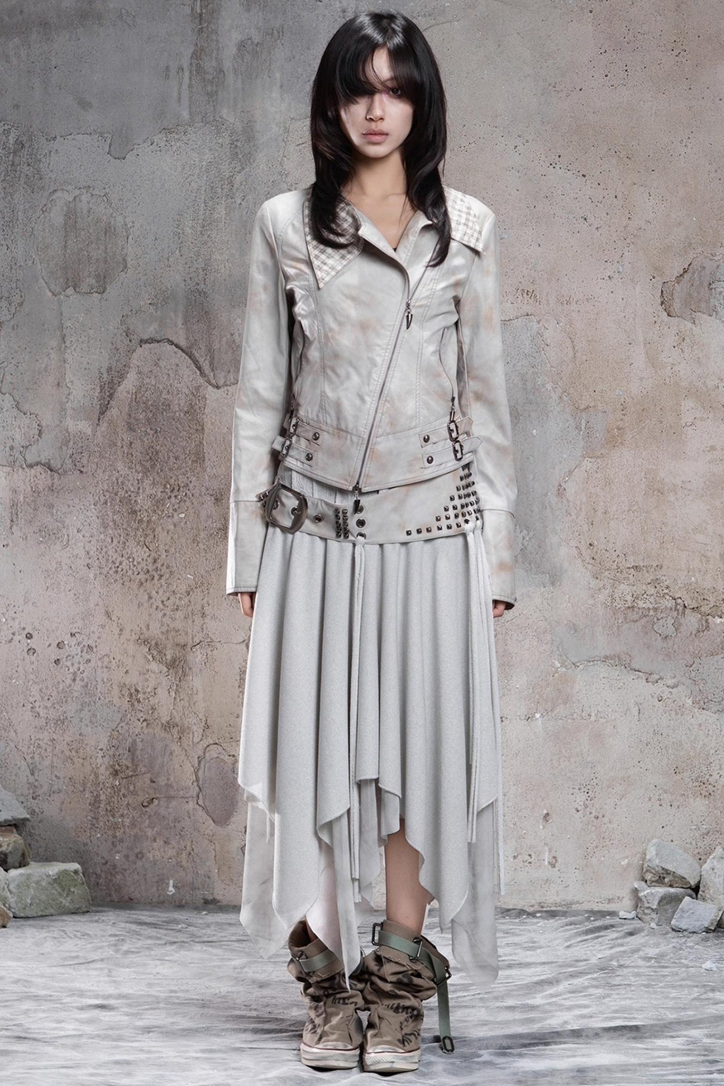 Irregular Multi-Layer Slim Rivet Skirt