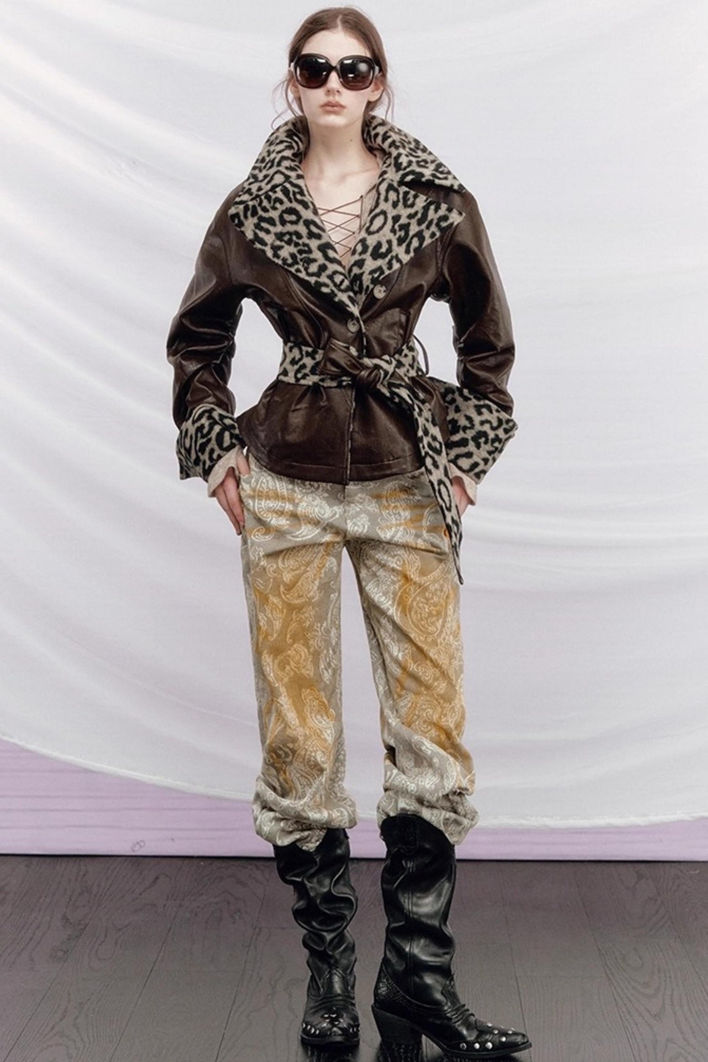 Tipsy Baroque Washed Jeans