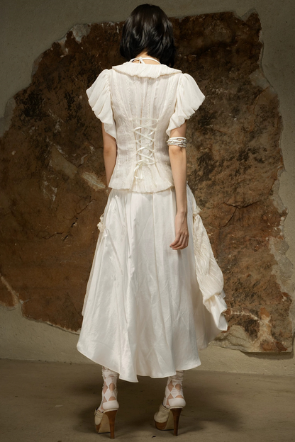 Asymmetrischer Rock mit hoher Taille